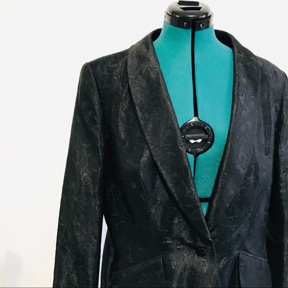 Escada Couture Black Jacket (get with skirt /1,500 - Picture 2 of 9